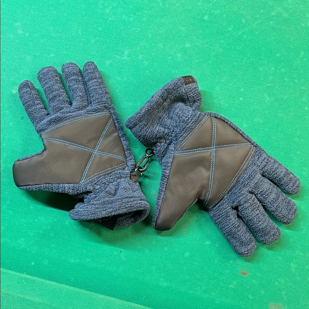 All in Motion Textured Blue and Gray Gloves